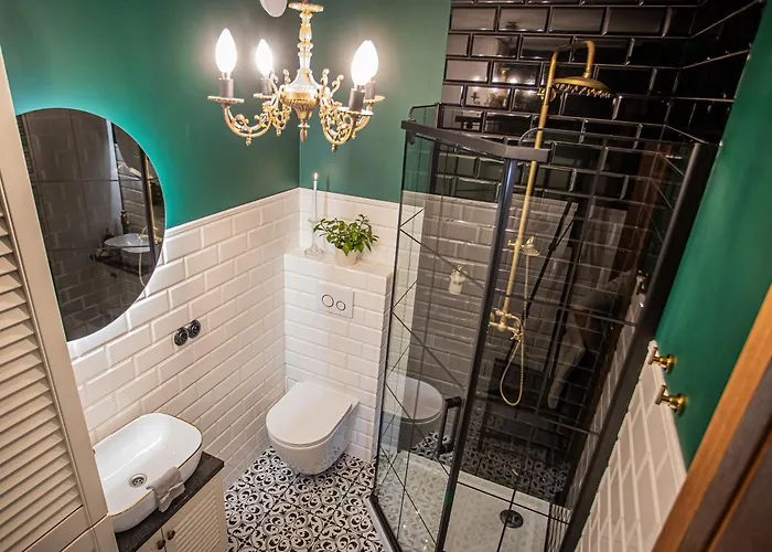 „nad Ratuszem” *