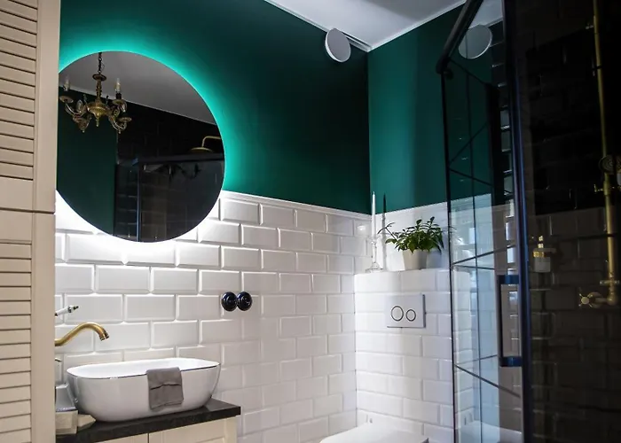 „nad Ratuszem” *