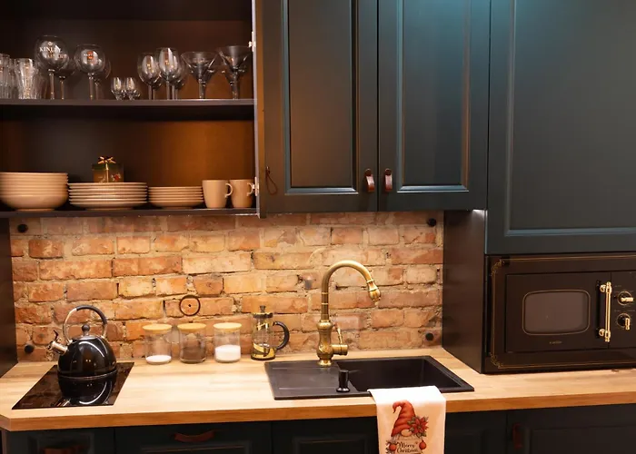 „nad Ratuszem” *